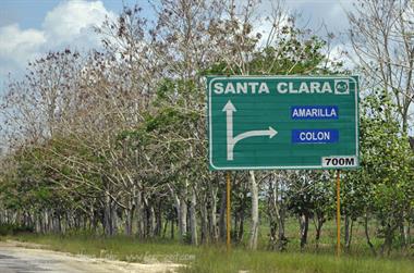 Drive_to_Cayo_Santa_Maria,_DSC2666_b_B740