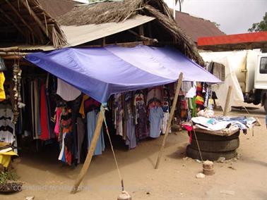 KENYA_2007,_Market_in_Ukunda,_DSC06043H488