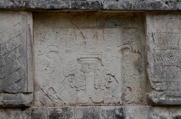 Chichen-Itza-an-old-Mayan-City,_DSC_5264_b_H600Px