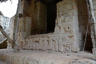 Ek-Balam-an-old-Mayan-City,_DSC_5169_b_H600Px