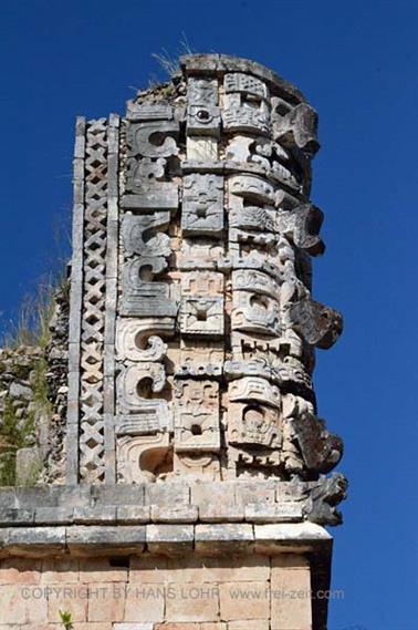 Uxmal-an-old-Mayan-City,_DSC_5381_b_H600Px