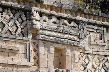 Uxmal-an-old-Mayan-City,_DSC_5390_b_H600Px