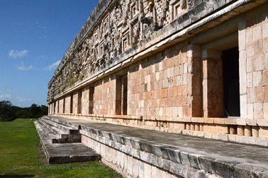 Uxmal-an-old-Mayan-City,_DSC_5427_b_H600Px
