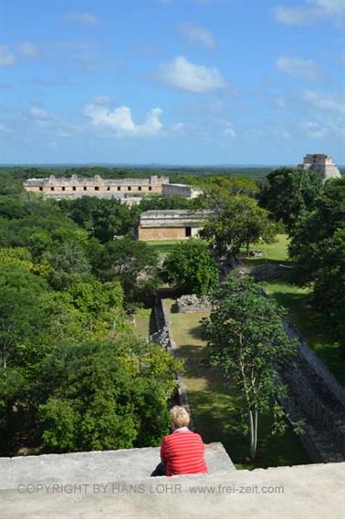 Uxmal-an-old-Mayan-City,_DSC_5441_b_H600Px