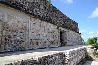 Uxmal-an-old-Mayan-City,_DSC_5444_b_H600Px