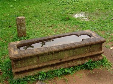 Anuradhapura,_Giritale,_DSC06018B_H600