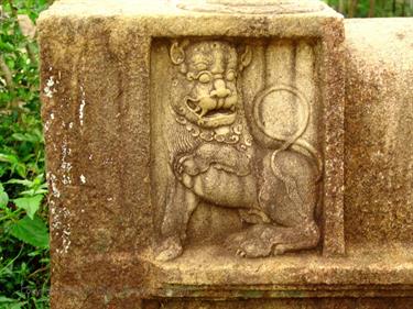 Anuradhapura,_Giritale,_DSC06041B_H600
