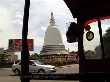 Colombo_sightseeing,_DSC05867B_H600