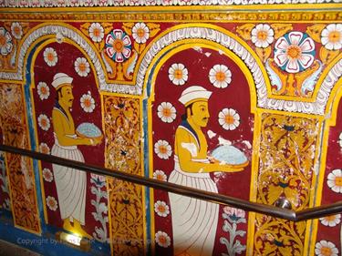Kandy,_the_temple_of_the_holy_tooth,_DSC06608B_H600