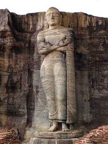 Polonnaruwa,_Minnerya_Watertank,_DSC06161B_H600