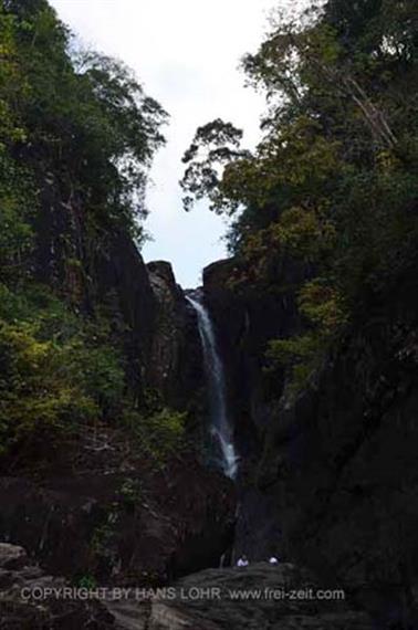 Khlong-Phlu,-Waterfall,_DSC_0455_H600PxH488