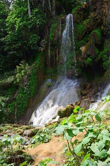 El_Nicho_Waterfall,_DSC_9198_b_H600
