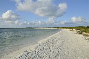 Ensenachos-Hotel,_Cayo_Santa_Maria,_DSC2754_b_B740