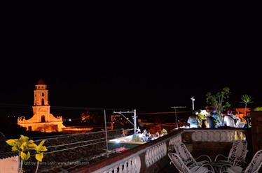 Historical_Center_of_Trinidad,_DSC_9429_b_H600