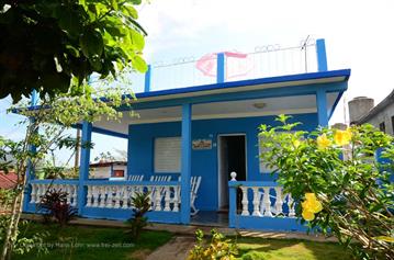 Vinales_Village,_DSC_8916_b_H600