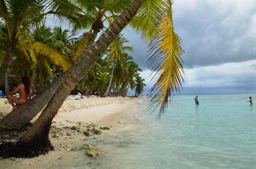 Boat_trip_to_Isla_Saona,_DSC_2957,_30x20cm