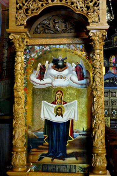 Metropolitan_Cathedral_of_Saint_Gregorius_Palamas,_DSE_9048_bH490