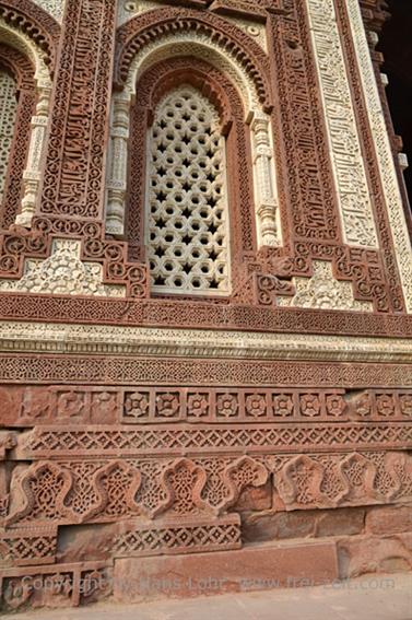 QUTAB_MINAR,_DELHI,__DSC2343_c_H600