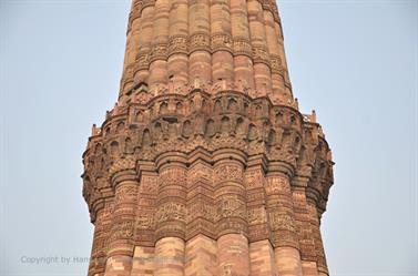 QUTAB_MINAR,_DELHI,__DSC2359_b_H600