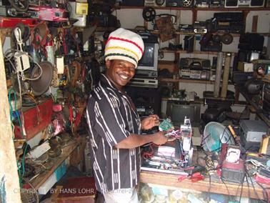 KENYA_2007,_Market_in_Ukunda,_DSC06066H488
