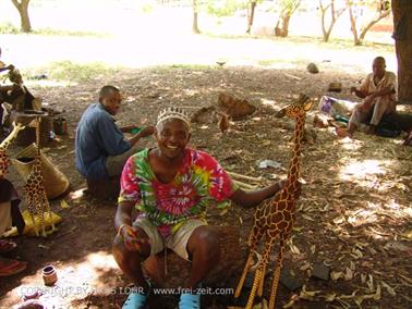 KENYA_2007,_Market_in_Ukunda,_DSC06106H488