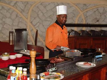 KENYA_2007,_Southern_Palms_Hotel,_DSC04793H488