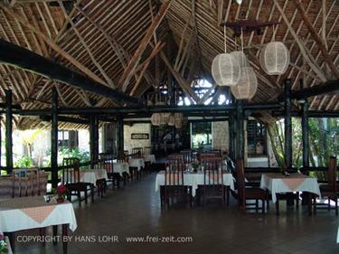 KENYA_2007,_Southern_Palms_Hotel,_DSC05723H488