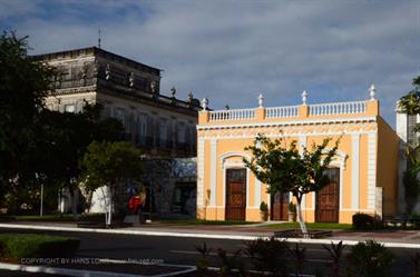 Merida-Cityguide,_DSC_5758_b_H600Px