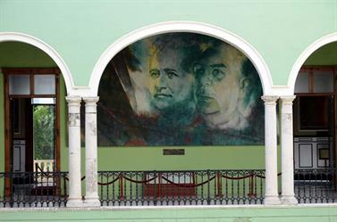Merida-Cityguide,_DSC_5858_b_H600Px