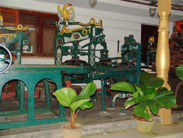 Colombo_sightseeing,_DSC05686B_H600