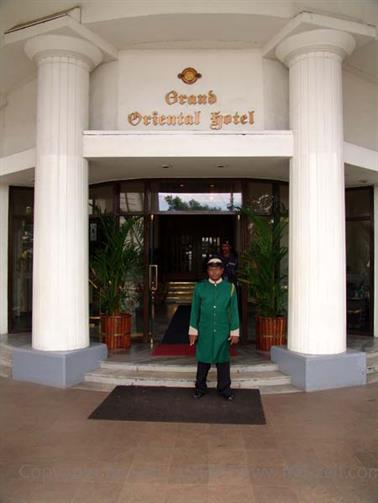 Colombo_sightseeing,_DSC05740B_H600