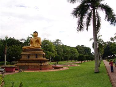 Colombo_sightseeing,_DSC05758B_H600