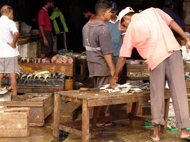Colombo_sightseeing,_DSC05855B_H600