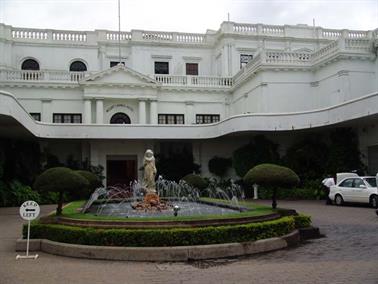 Colombo_sightseeing,_DSC05918B_H600