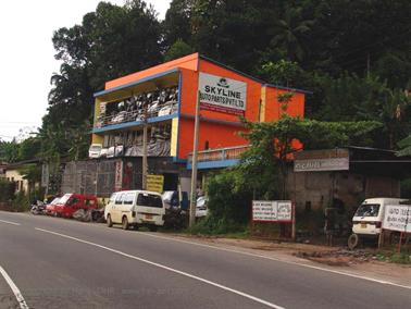 Kandy_to_Nuwara_Eliya,_DSC06785B_H600
