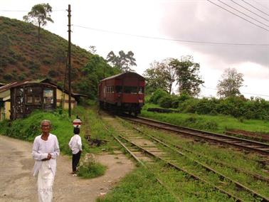 Kandy_to_Nuwara_Eliya,_DSC06889B_H600