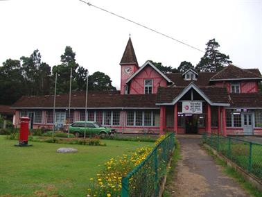 Kandy_to_Nuwara_Eliya,_DSC06935B_H600